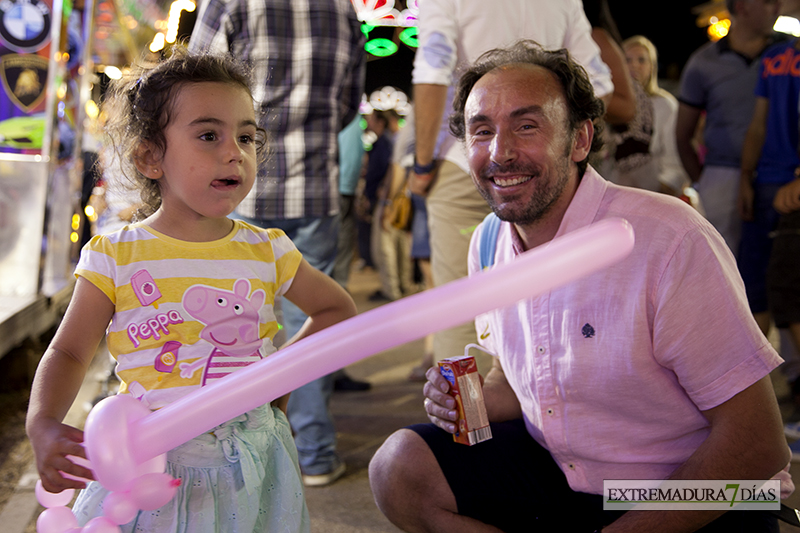 Caras de alegría en la apertura de la Feria de San Juan - Badajoz 2015