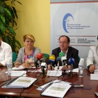 UGT y CCOO aseguran que &quot;se percibe una tendencia hacia la recuperación&quot;