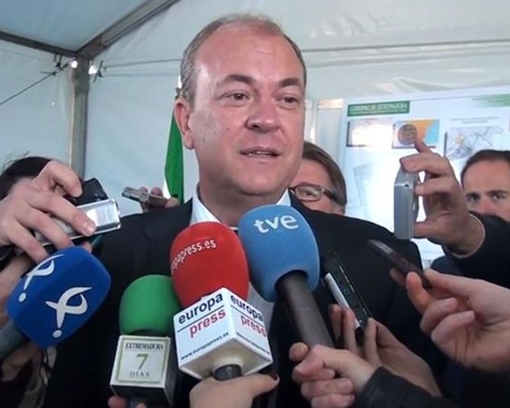 Monago acompañará a la ministra de Fomento en la visita a las obras del AVE