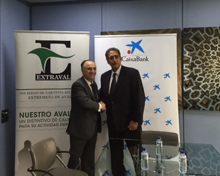 Extraval y CaixaBank destinan 4 millones de euros a respaldar a las Pymes