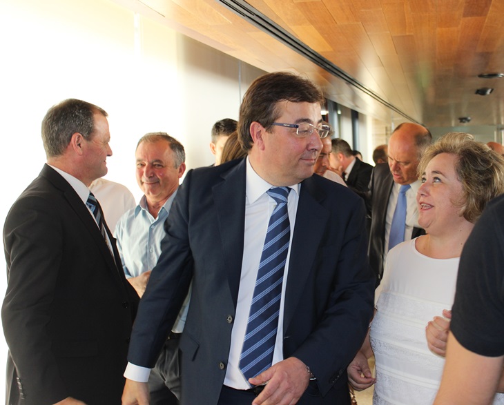 Vara se convierte en el nuevo presidente del Gobierno de Extremadura