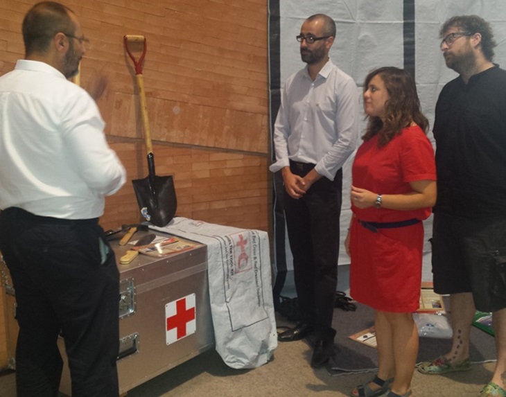 Una exposición de Cruz Roja explica las fases de una Operación de Emergencia