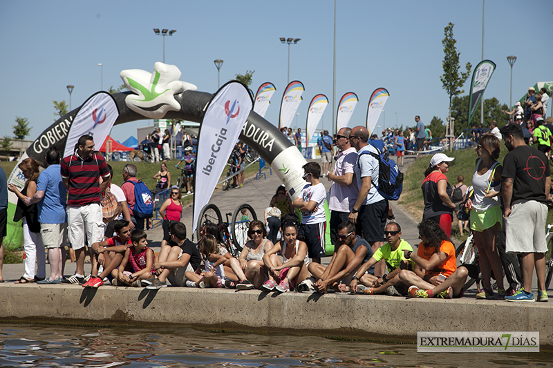 Deporte y Cultura se unen en el XII Triatlon de Badajoz