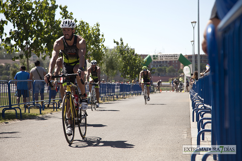 Deporte y Cultura se unen en el XII Triatlon de Badajoz