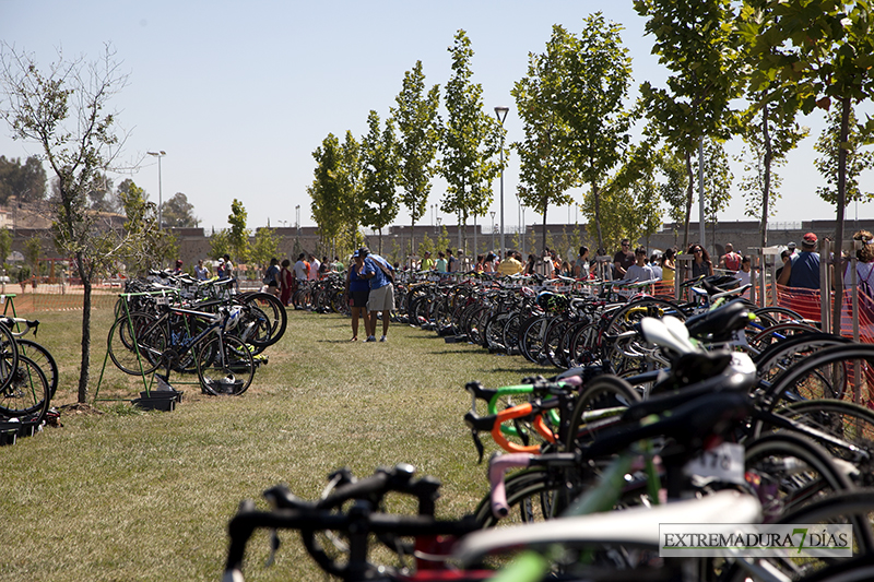 Deporte y Cultura se unen en el XII Triatlon de Badajoz