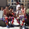 El folklore internacional inunda la Plaza de España pacense