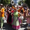 El folklore llega al céntrico paseo de San Francisco