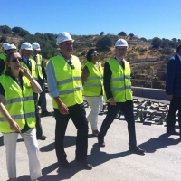 La ministra de Fomento asegura que el AVE Madrid-Lisboa pasará por Badajoz