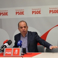 El PSOE asegura a los agricultores y ganaderos extremeños que &quot;cobrarán sus ayudas&quot;