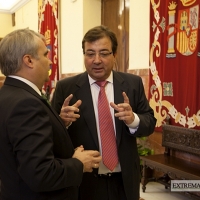 Vara y Fragoso acercan posturas con respecto a las necesidades de Badajoz