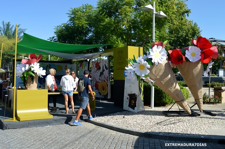 Campo Maior llena de color sus calles para celebrar las &quot;Festas do Povo&quot;