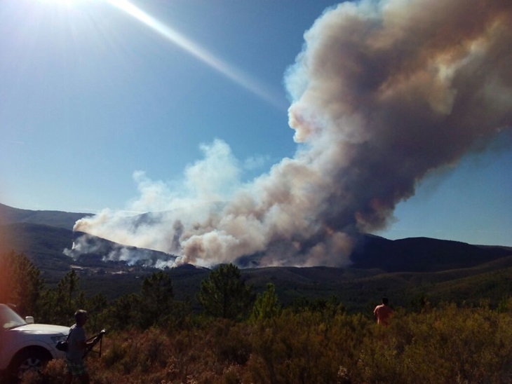 Las desgarradoras imágenes del incendio de Sierra de Gata