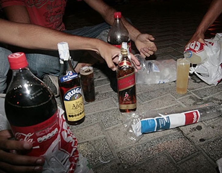 El botellón de la Feria podría trasladarse a la plaza del Conservatorio