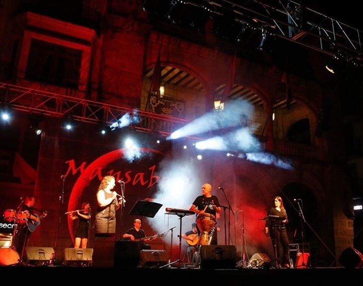 Celebrada con éxito la primera jornada del Festival Internacional Folk de Plasencia