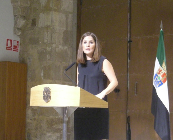 “El acto del Día de Extremadura estará dirigido a los ciudadanos y no a los políticos”