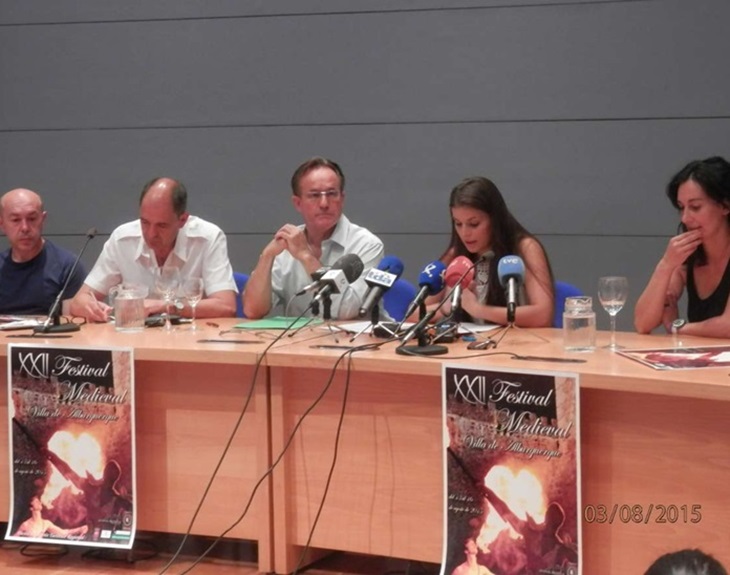 Pérez Urban presenta el Festival Medieval Villa de Alburquerque
