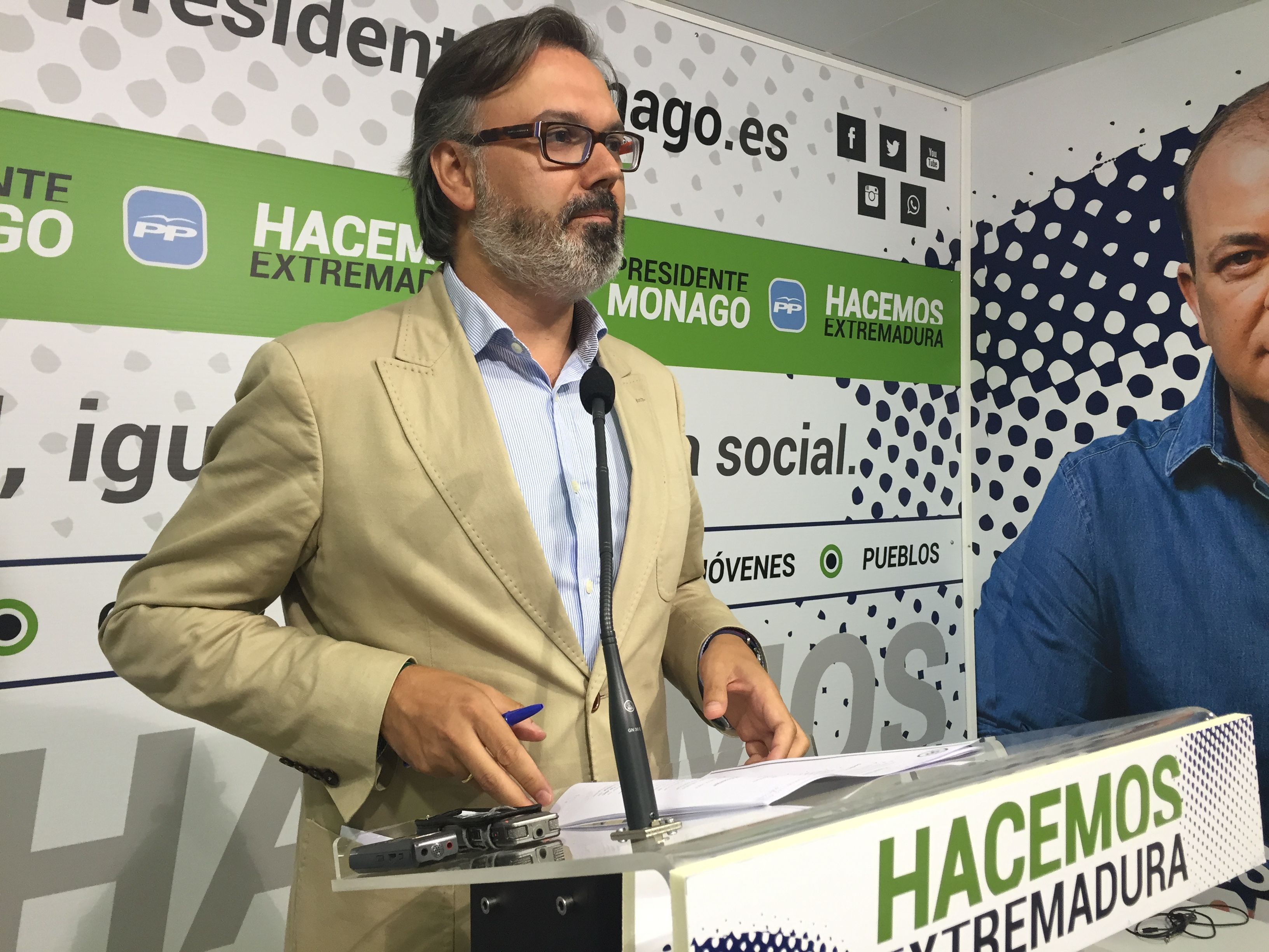 PP: “Vara tiene la suerte de  ir a ver a Montoro con los índices en positivo”