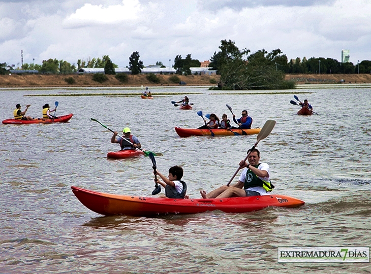 Los pacenses podrán pasear en piragua por el Guadiana