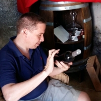 Bodegas La Pelina apuesta por la accesibilidad para personas ciegas
