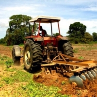 La Junta convocará subvenciones para contratar seguros agrarios