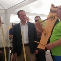 Pérez Urban destaca el valor del Folklore en la región