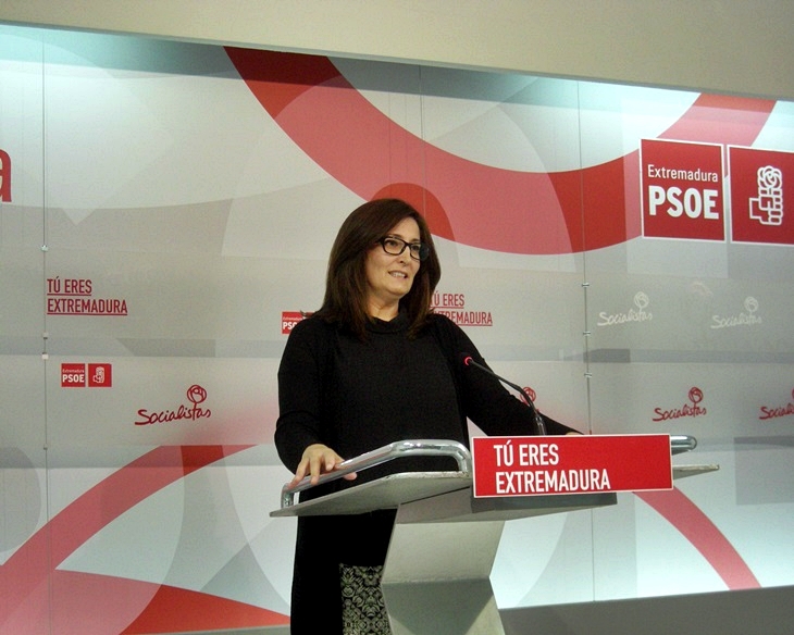 El PSOE de Extremadura pide a Rajoy que “adelante” las elecciones generales