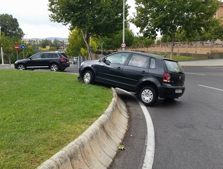Accidente con daños materiales como consecuencia de las primeras lluvias