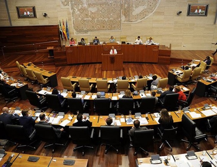 La Asamblea instará al Gobierno Central para que “no se indulte” a los políticos corruptos