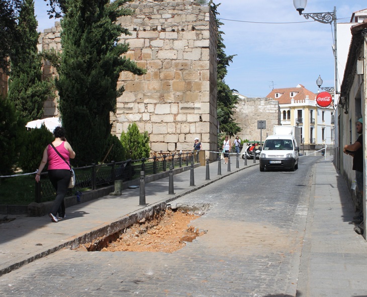 La calle Graciano estará cortada al tráfico dos días