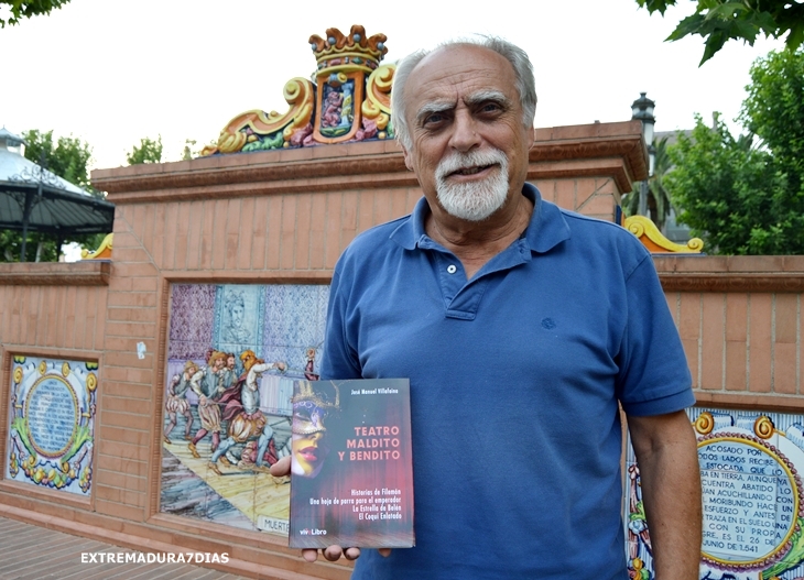 Villafaina expresa el desencanto vivido con la cultura y la política en su nuevo libro titulado “ Teatro Maldito y Bendito”