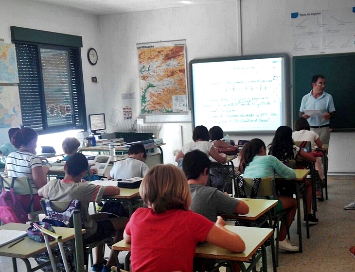 ANPE propone medidas para mejorar la situación de los docentes extremeños