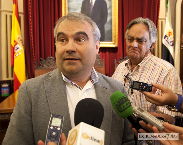 La alegría de Fragoso contrasta con la realidad diaria de Badajoz