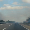 El viento intensifica un incendio cercano a Cerro Gordo (Badajoz)