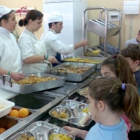 La Junta exigirá que se mejoren los menús de los comedores escolares