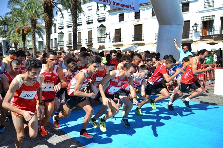 Más de 450 atletas participan en el 34º Cross Feria de San Miguel