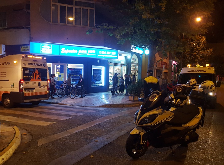 Colisión entre un vehículo y un ciclista en Ricardo Carapeto (Badajoz)