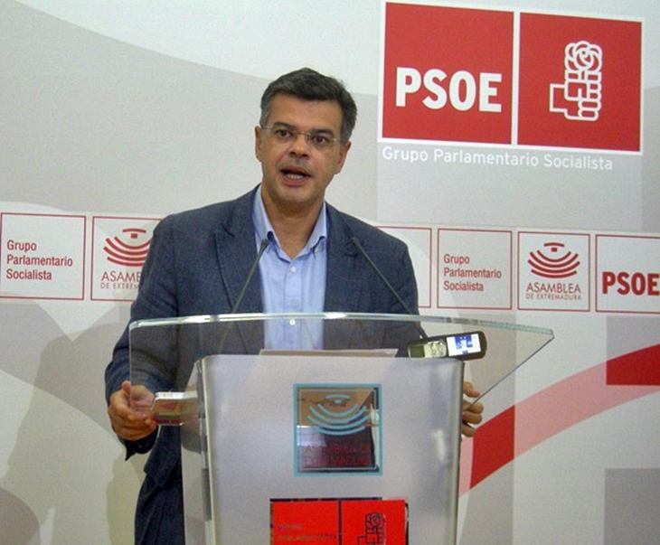 PSOE: “En materia de empleo Rajoy ni está, ni se le espera en Extremadura”