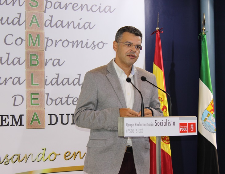 El PSOE relaciona los datos “positivos” de empleo al nuevo gobierno de Vara