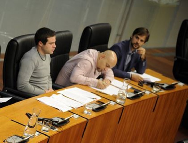 La Asamblea “tumba” la propuesta de Podemos de “apoyar” a los 18 imputados de Campamento Dignidad