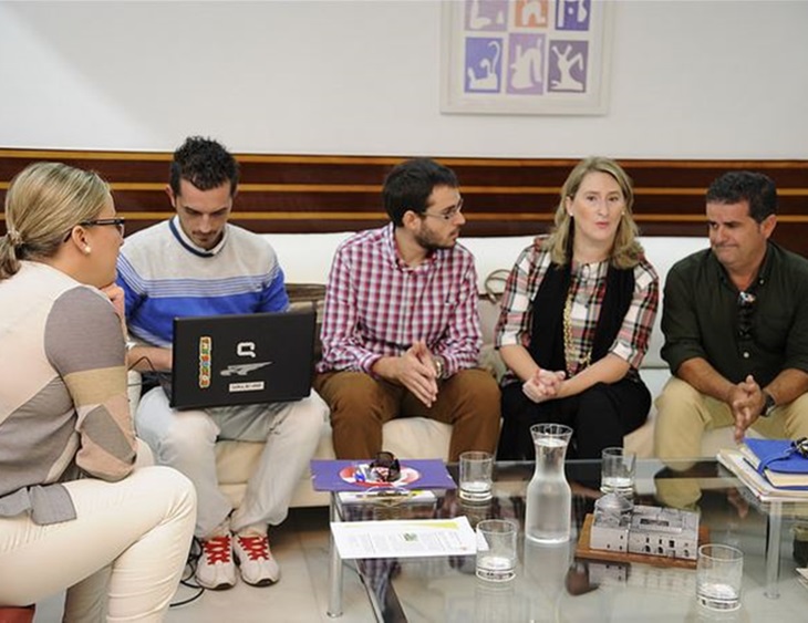 ‘SOS Guadiana’ traslada a la Asamblea medidas para combatir el camalote