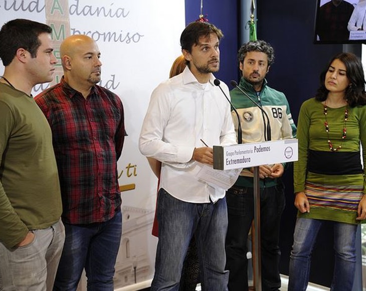Podemos critica que PSOE “sigue pensando que gobierna con mayoría absoluta”