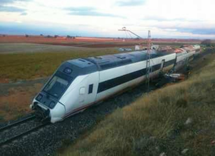 Descarrila un tren con destino a Badajoz. Balance provisional 10 heridos
