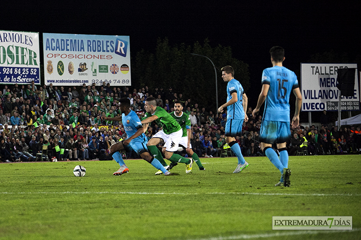 El Villanovense planta cara al Barça