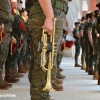 Retreta militar por el casco antiguo con motivo de la Fiesta Nacional