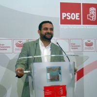 El PSOE asegura que eliminará el canon del agua “cuando se reequilibren las cuentas”