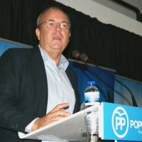 Monago: “El PSOE está con la goma de borrar para eliminar todo lo positivo del PP”