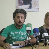 Eugenio Romero explica entre llantos la situación del juicio de Campamento Dignidad
