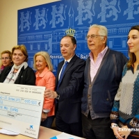 “La Caixa” y el ayuntamiento firman un convenio en beneficio de varias asociaciones y familias
