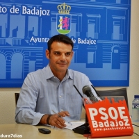 PSOE Badajoz quiere que el presupuesto de 2016 se elabore &quot;de manera conjunta&quot;