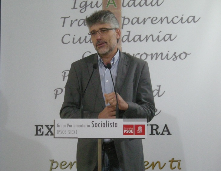 PSOE asegura que habrá debate de los PGEx “antes de la campaña de las elecciones generales”